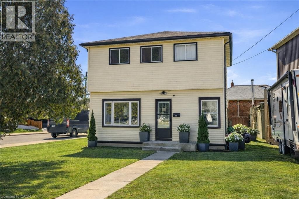 16 MUNN Street - Main photo, Hamilton, Ontario