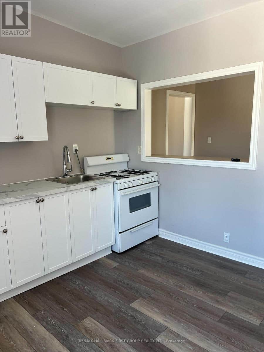 5 - 730 SIMCOE STREET S - Photo 3 of 8, Oshawa (Lakeview), Ontario