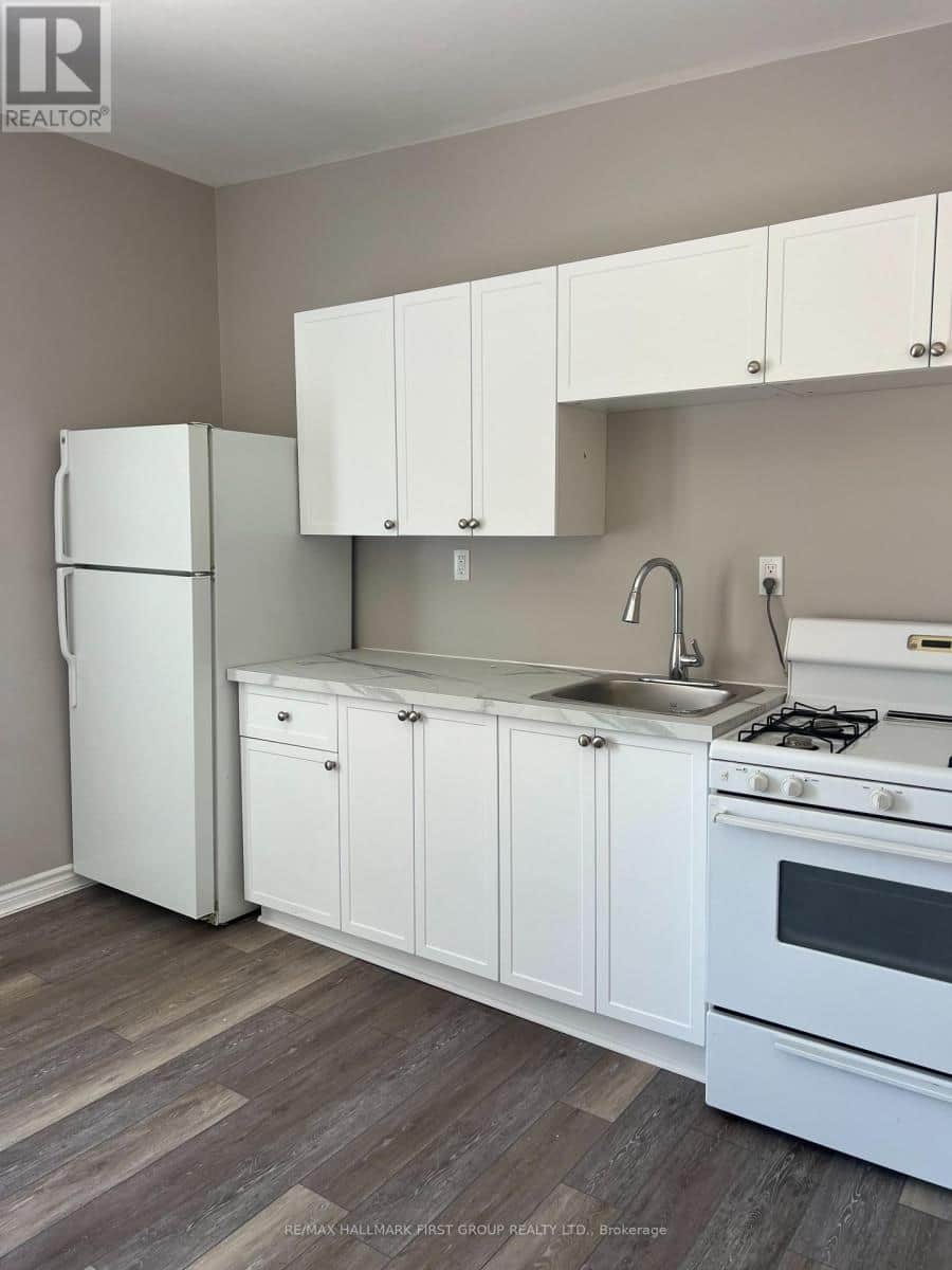 5 - 730 SIMCOE STREET S - Photo 4 of 8, Oshawa (Lakeview), Ontario