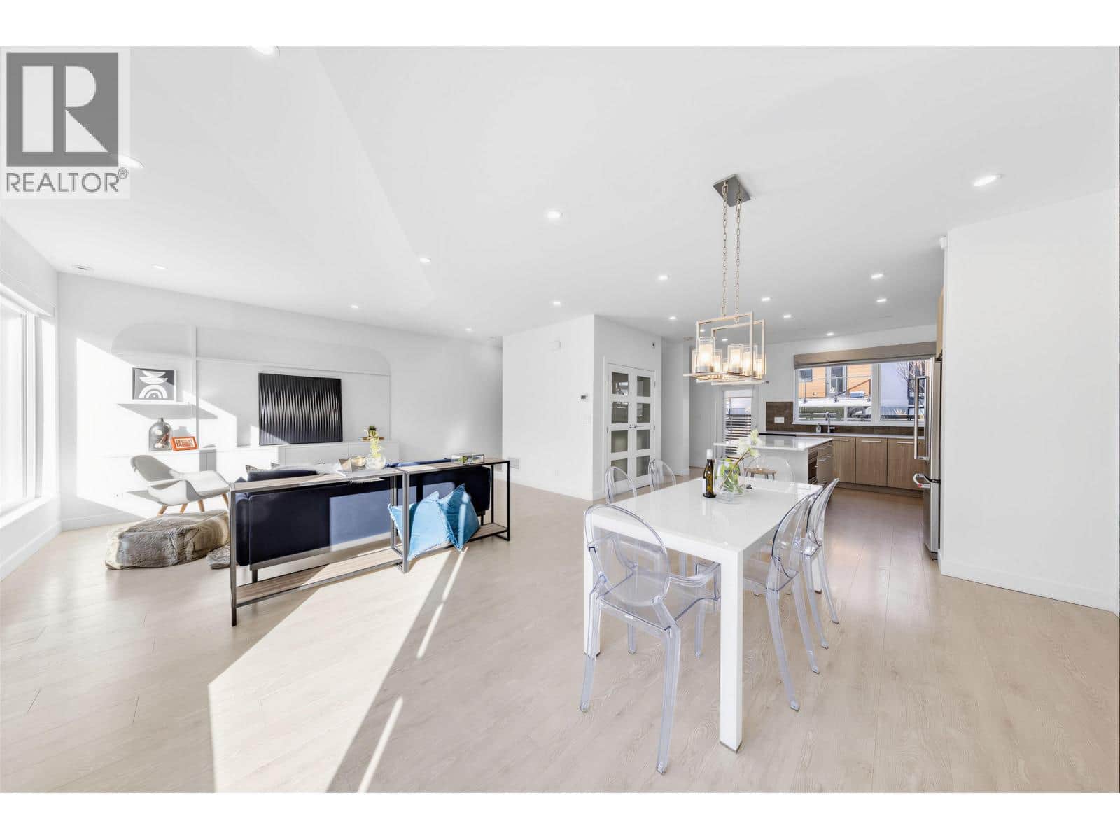 30 3597 MALSUM DRIVE - Photo 5 of 40, North Vancouver, British Columbia