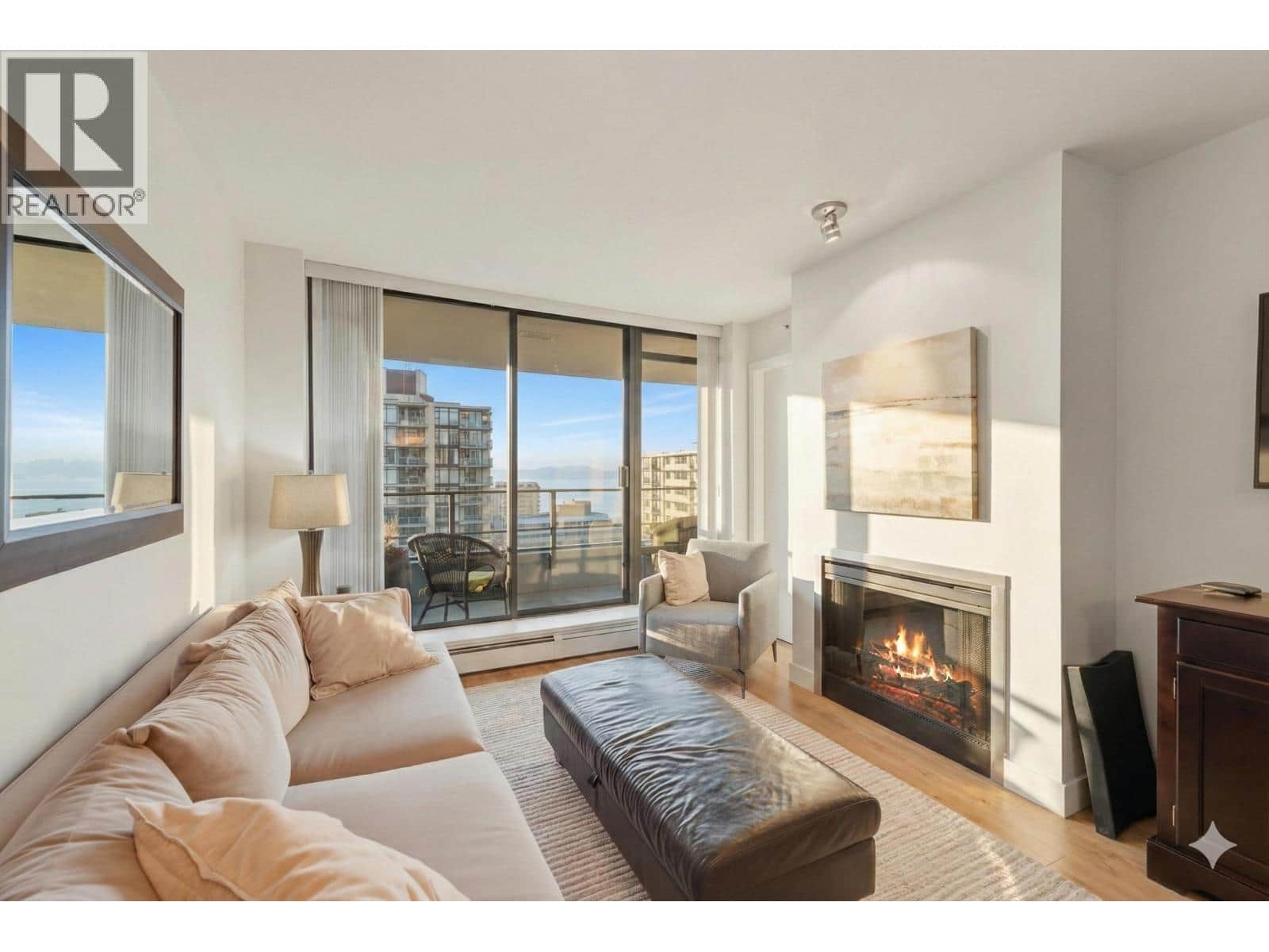 1102 151 W 2ND STREET - Photo 2 of 34, North Vancouver, British Columbia