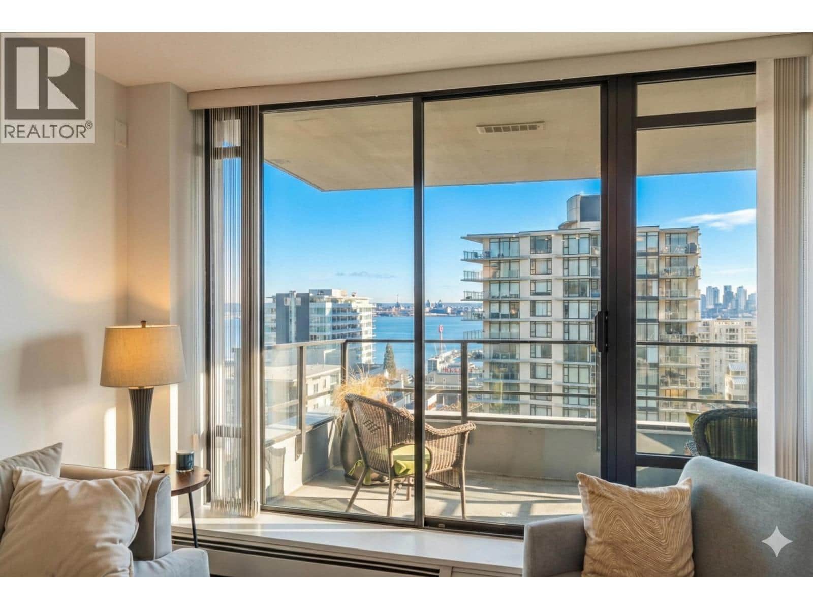 1102 151 W 2ND STREET - Photo 3 of 34, North Vancouver, British Columbia