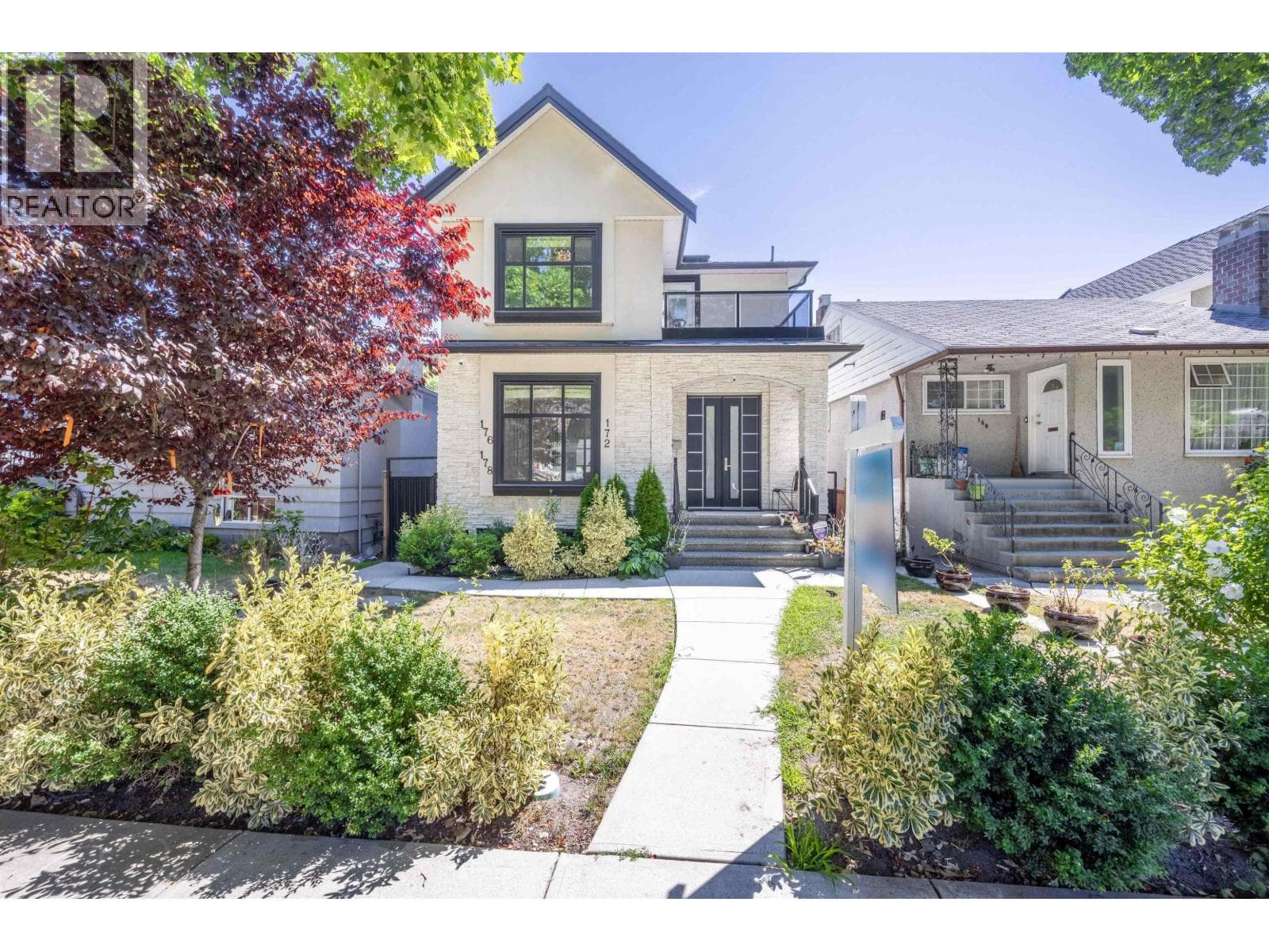 172 ONTARIO PLACE - Main photo, Vancouver, British Columbia