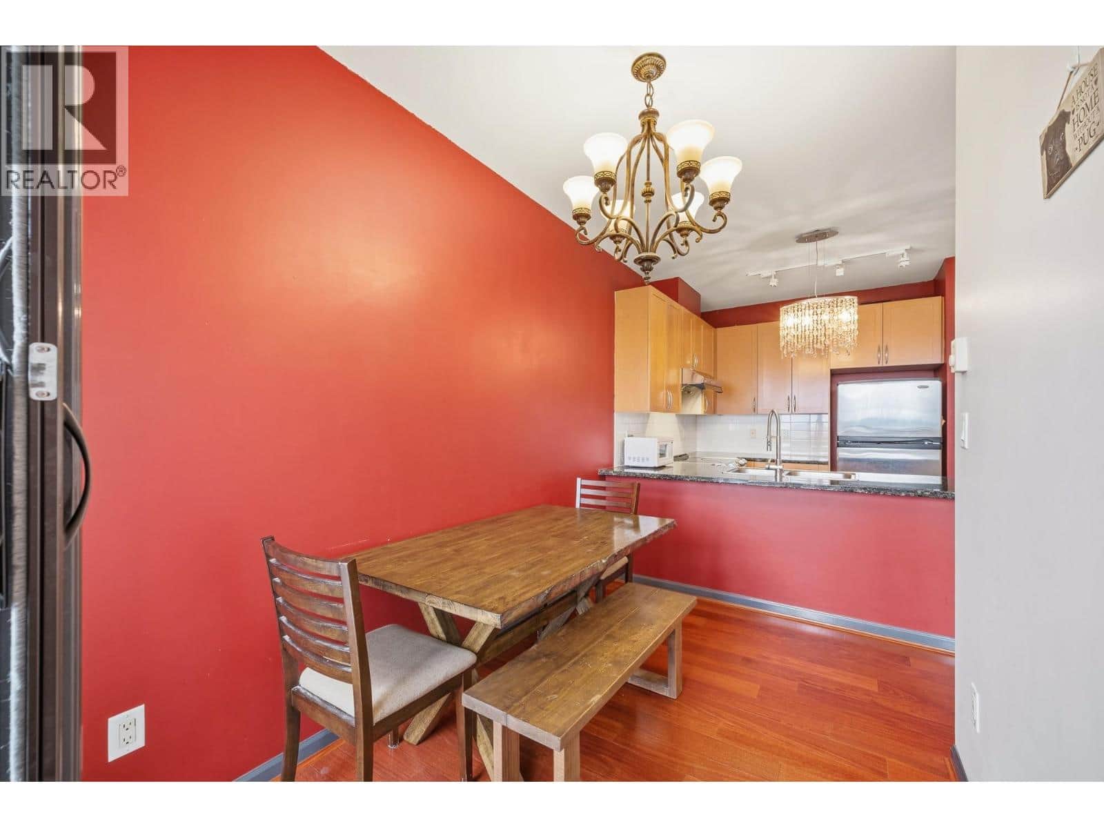 1801 6833 STATION HILL DRIVE - Photo 4 of 31, Burnaby, British Columbia